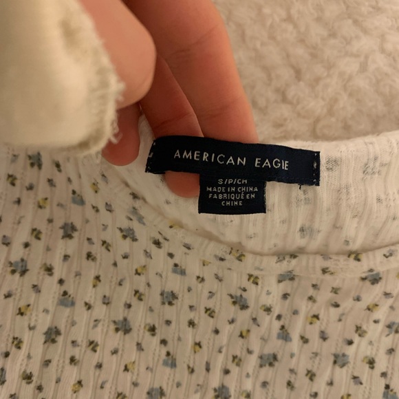 AE floral top - Picture 2 of 2